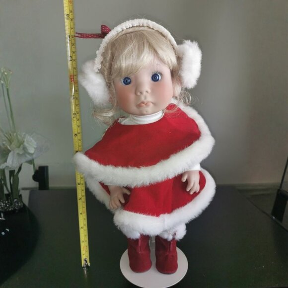 Lee Middleton Christmas Angel Collection 1992 LE Ice Skater Doll Signed - Picture 1 of 10